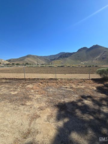 7801 Easy St., Onyx, CA 93255