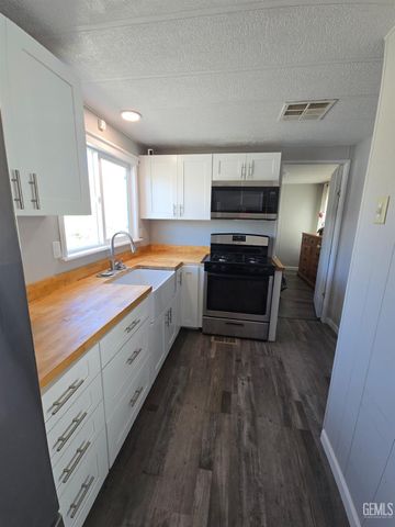 7801 Easy St., Onyx, CA 93255