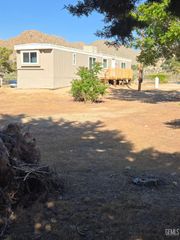 7801 Easy St., Onyx, CA 93255