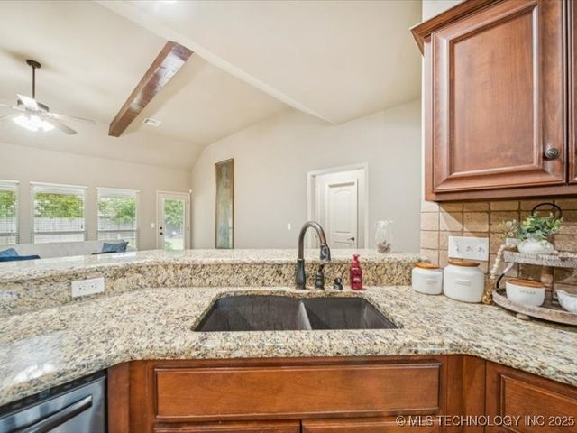 3112 W Mobile Street, Broken Arrow, OK 74011