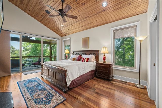 115 Keowee Overlook Road, West Union, SC 29696