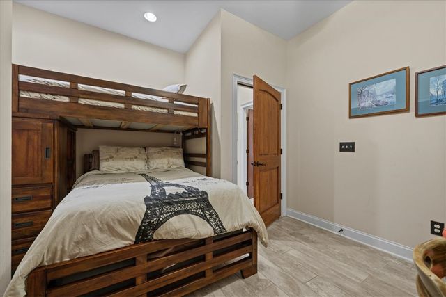 115 Keowee Overlook Road, West Union, SC 29696