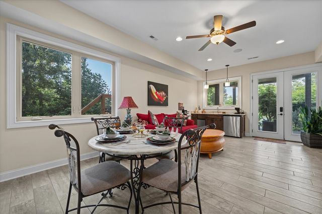 115 Keowee Overlook Road, West Union, SC 29696