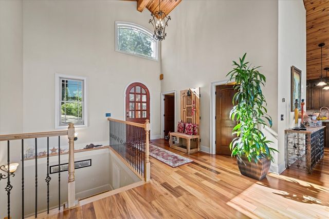 115 Keowee Overlook Road, West Union, SC 29696