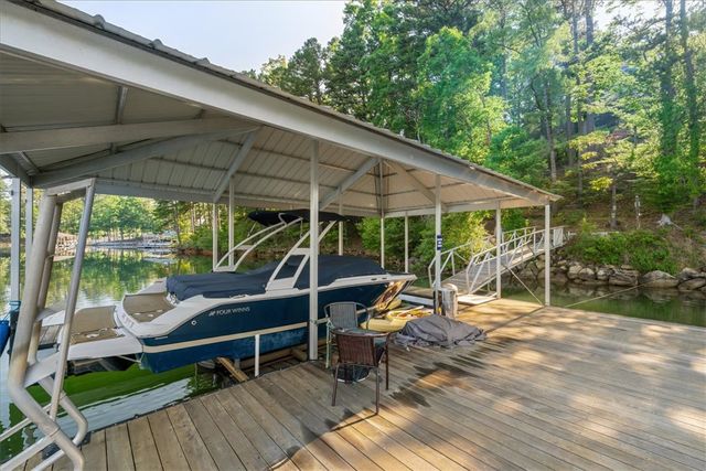 115 Keowee Overlook Road, West Union, SC 29696