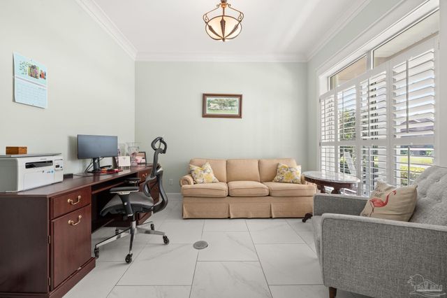510 Windrose Cir, Pensacola, FL 32507