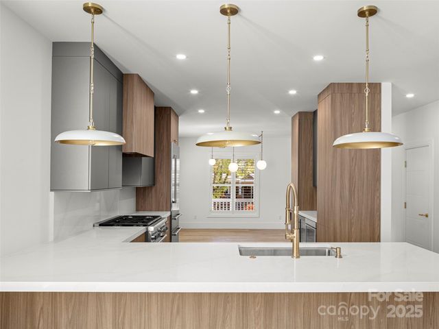 1501 Kentmere Lane, Asheville, NC 28803