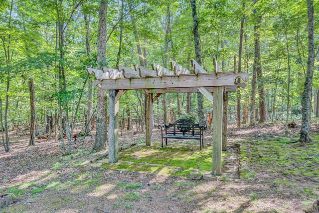 3606 Wellington DR, Roanoke, VA 24014