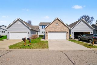 1085 Linda Dr, Davison, MI 48423
