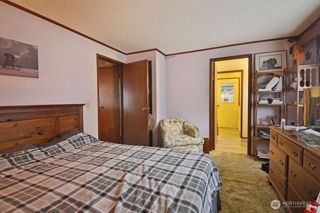 6423 Admiralty Way, Freeland, WA 98249