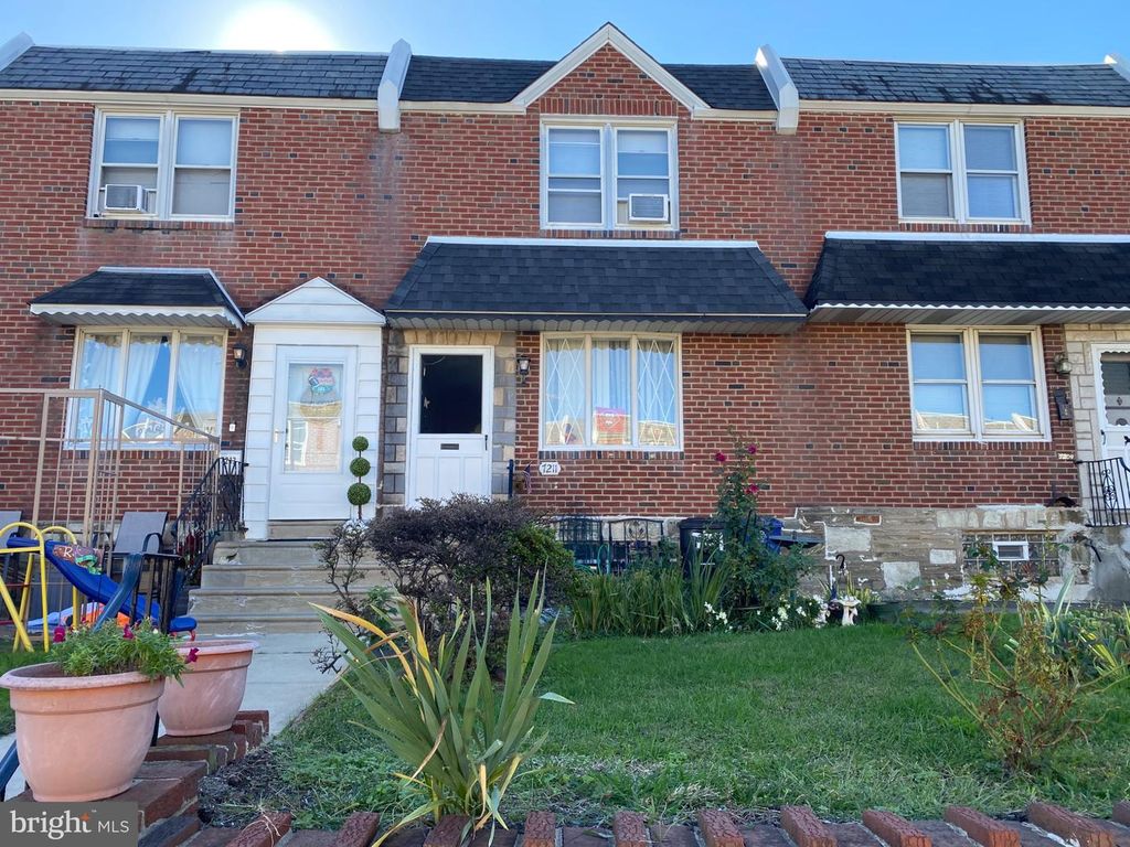 7211 GILLESPIE ST, PHILADELPHIA, PA 19135 — photo 2