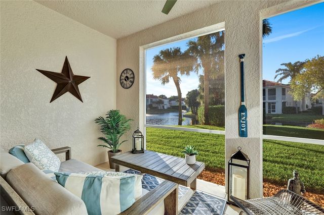 300 L Ambiance CIR 3-105, Naples, FL 34108