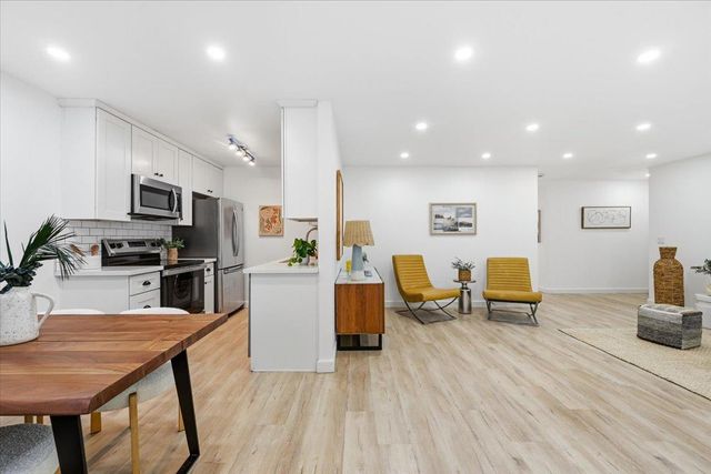 956 Kiely Boulevard A, Santa Clara, CA 95051