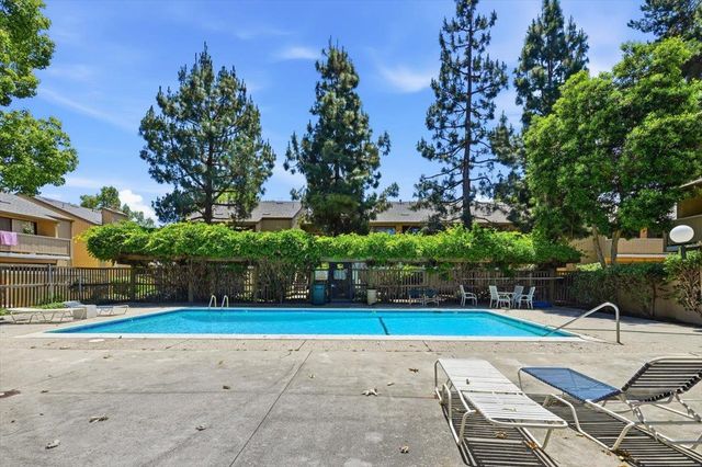 956 Kiely Boulevard A, Santa Clara, CA 95051