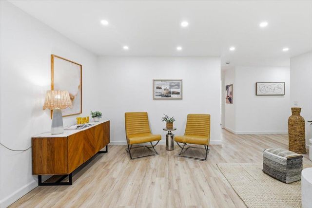 956 Kiely Boulevard A, Santa Clara, CA 95051