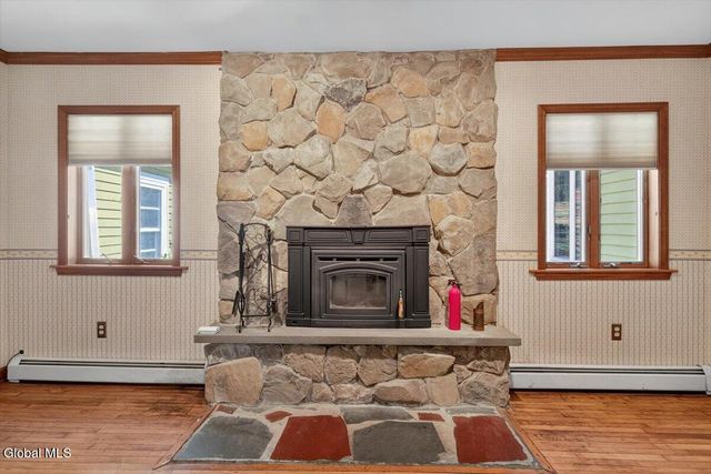 262 Jarvis Road N, Ravena, NY 12143