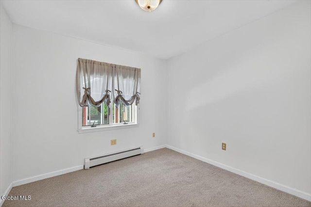 262 Jarvis Road N, Ravena, NY 12143