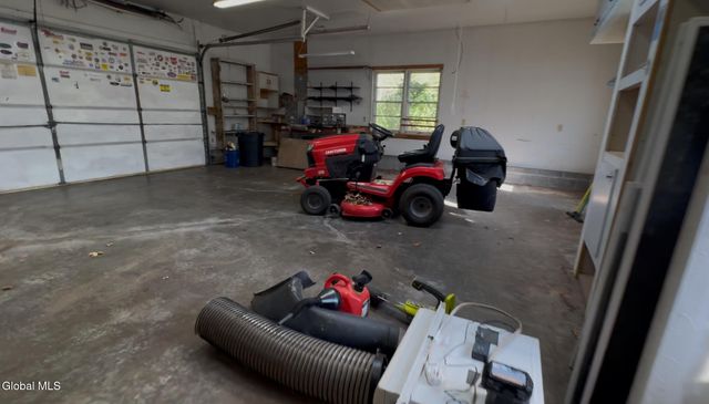 262 Jarvis Road N, Ravena, NY 12143