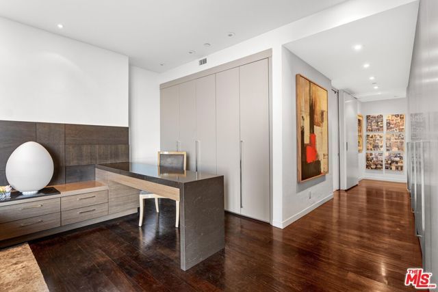 10430 Wilshire Boulevard 505, Los Angeles, CA 90024
