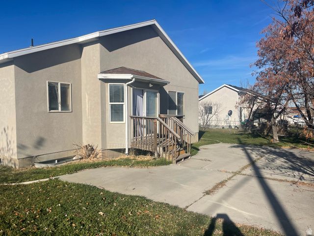 3641 S COUNTRY WEST DR, Magna, UT 84044