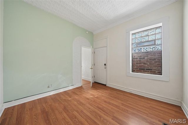 6644 Gravois Avenue, St Louis, MO 63116