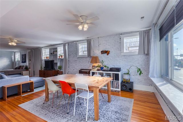 6644 Gravois Avenue, St Louis, MO 63116