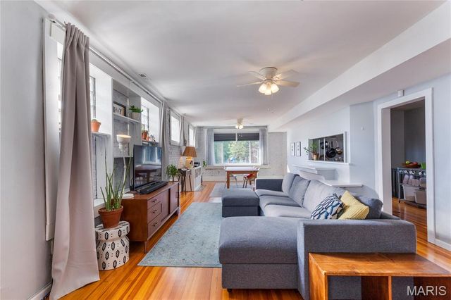 6644 Gravois Avenue, St Louis, MO 63116