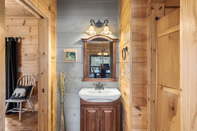 308 Cabbage Patch Road, Morganton, GA 30560