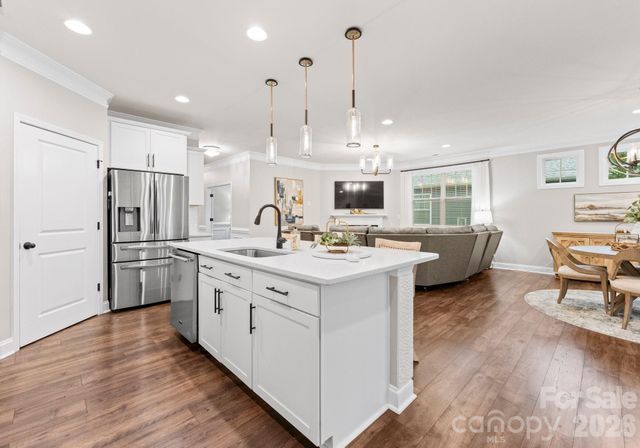 193 Hanks Bluff Drive, Mooresville, NC 28117