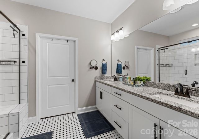 193 Hanks Bluff Drive, Mooresville, NC 28117