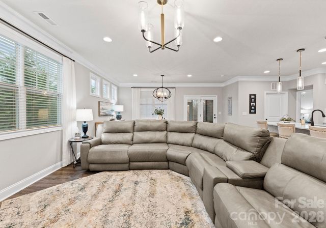 193 Hanks Bluff Drive, Mooresville, NC 28117