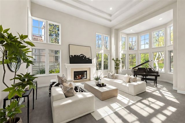 5 Chester, Irvine, CA 92603