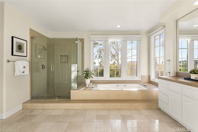 5 Chester, Irvine, CA 92603