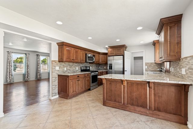3959 W 13800 S, Bluffdale, UT 84065