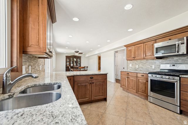 3959 W 13800 S, Bluffdale, UT 84065