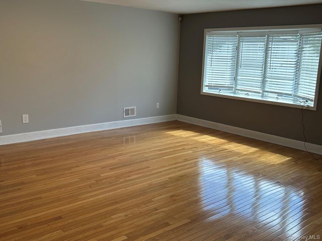 179 Gervil Street, Staten Island, NY 10309