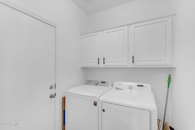 3746 E VALLEJO Drive, Gilbert, AZ 85298