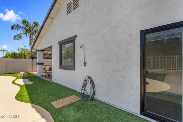 3746 E VALLEJO Drive, Gilbert, AZ 85298