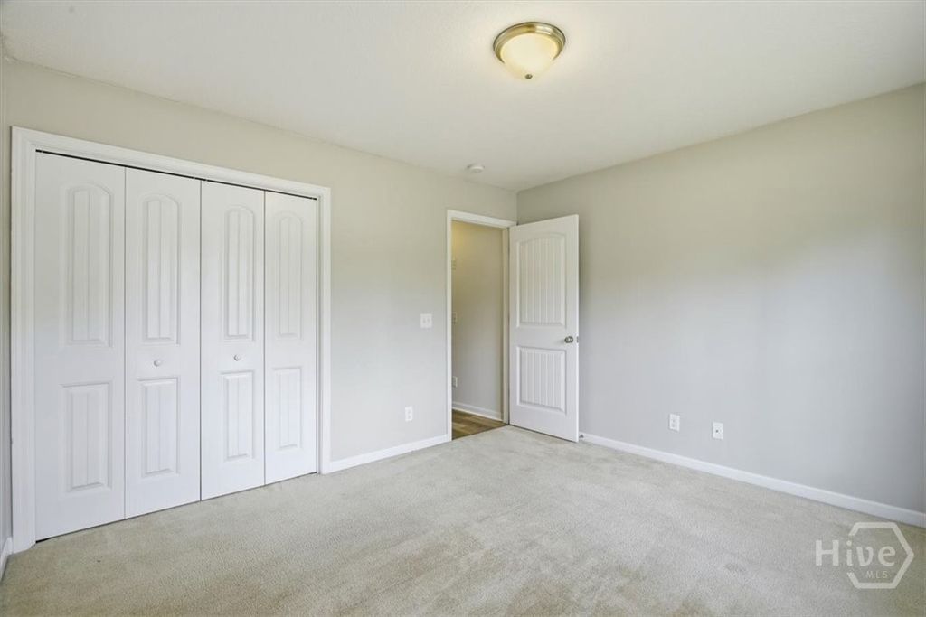 Image 20 of property listing at 406 Plantation Place, Rincon, GA 31326