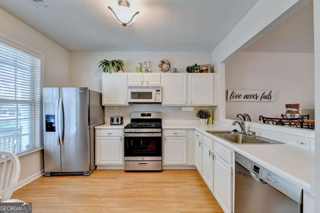 10900 Wittenridge Drive B5, Alpharetta, GA 30022 — photo 2