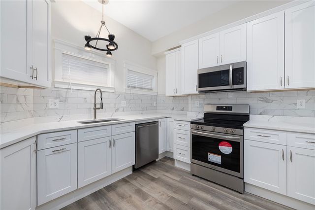 56 Sutton Street, Providence, RI 02903