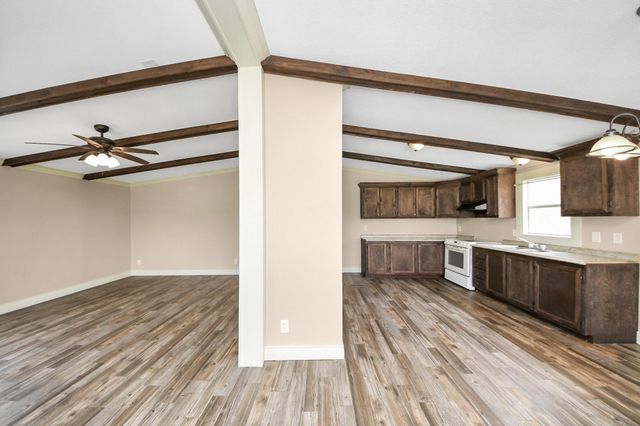 524 Road 5253, Cleveland, TX 77327