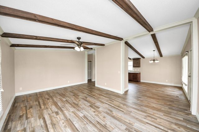 524 Road 5253, Cleveland, TX 77327