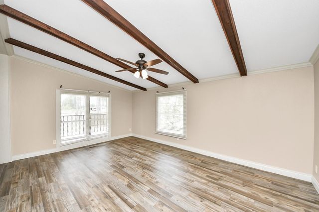 524 Road 5253, Cleveland, TX 77327