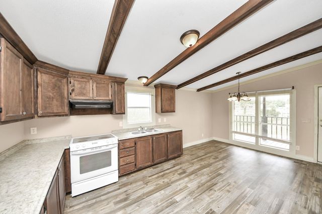 524 Road 5253, Cleveland, TX 77327