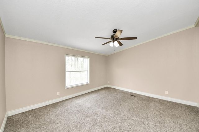 524 Road 5253, Cleveland, TX 77327