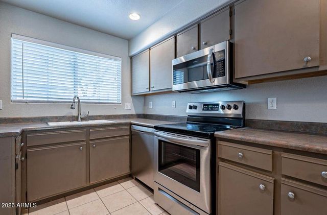 860 N MCQUEEN Road 1150, Chandler, AZ 85225