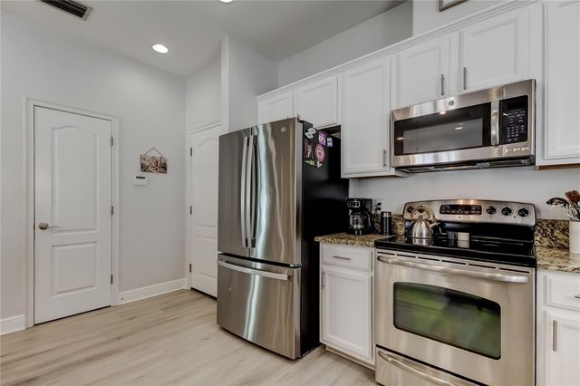 2913 W CORDELIA STREET, Tampa, FL 33607