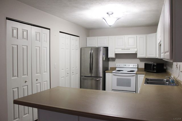 1003 Carriage Drive, Tecumseh, MI 49286