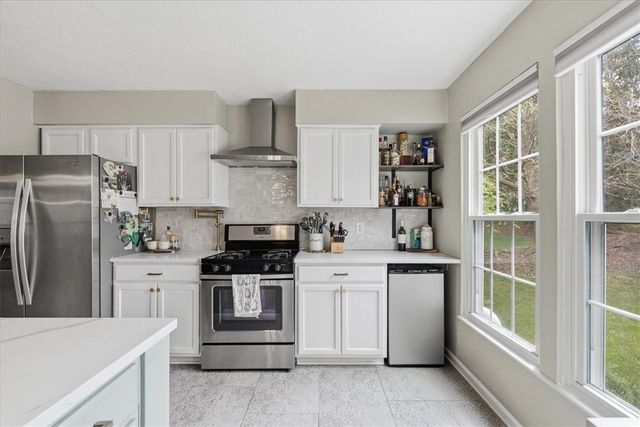 406 Arbor Dr, Adams Twp, PA 16046